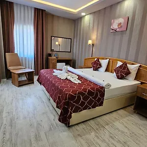 Pointbreak Otel
